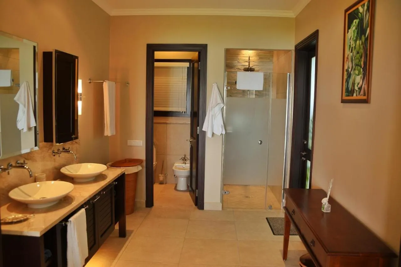Eden Island Leisure Villas